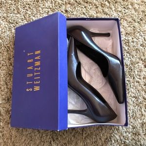 Stuart Weitzman pointed toe pump